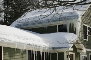 Post image for Do’s & Don’ts For Removing Snow Off Your Roof